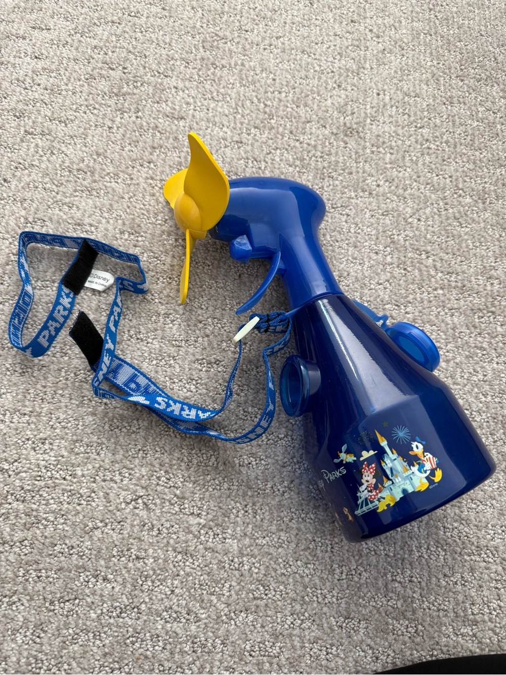 Blue Spray Fan with Yellow Blades and Park Lanyard